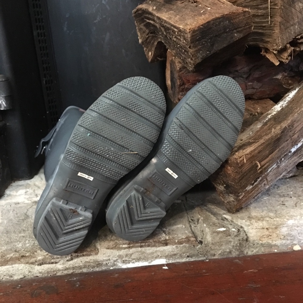 Hunter Graphite Rainboots - image 3